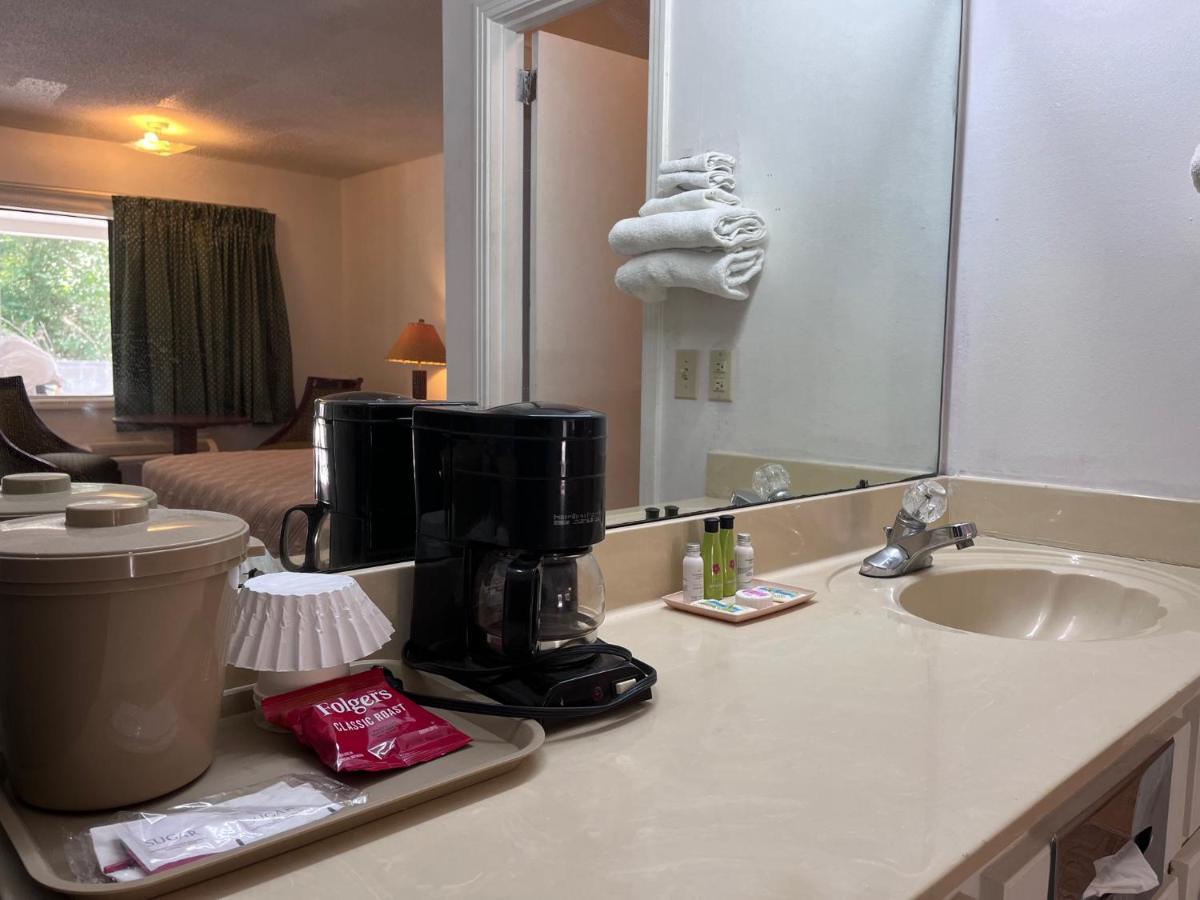 Grove Hill Windtree Inn المظهر الخارجي الصورة